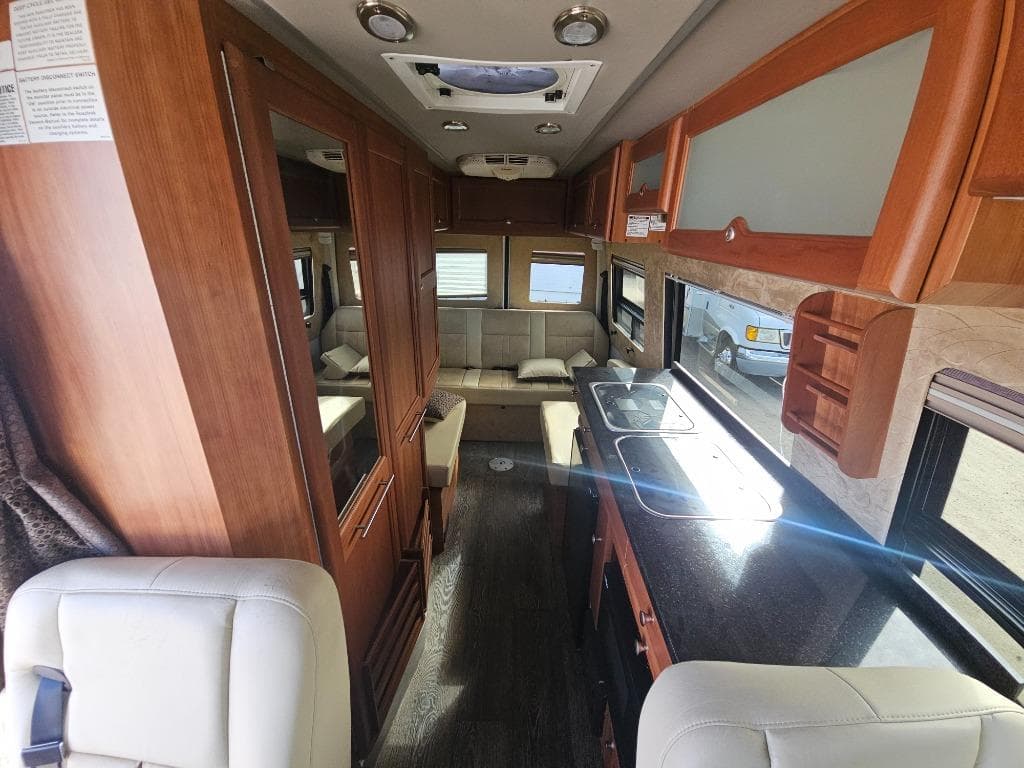 2014 Roadtrek 2014 Roadtrek Adventurous - thumbnail 18