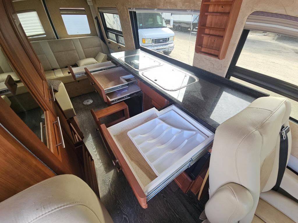 2014 Roadtrek 2014 Roadtrek Adventurous - thumbnail 22