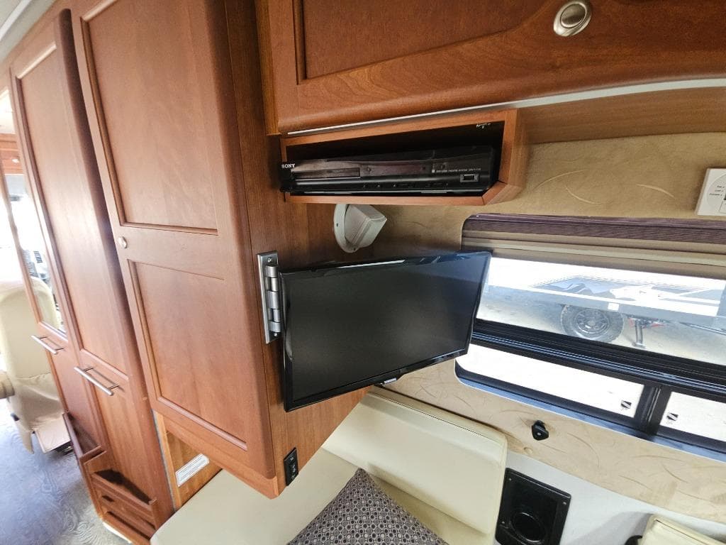 2014 Roadtrek 2014 Roadtrek Adventurous - thumbnail 34