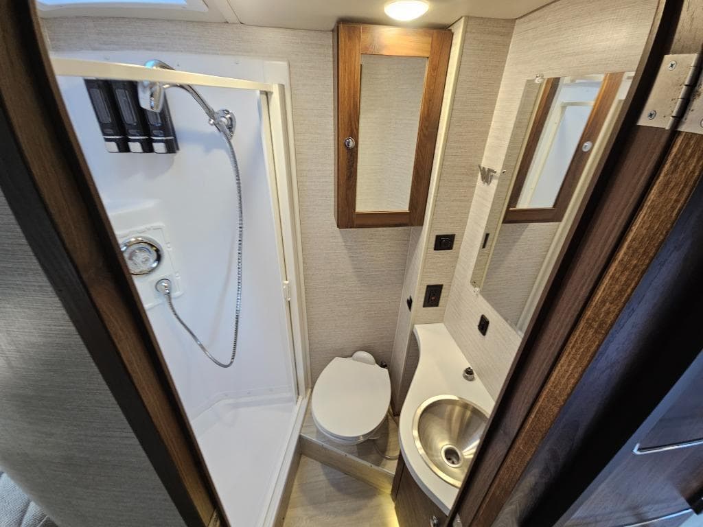 2022 Winnebago 2022 Winnebago View - thumbnail 21