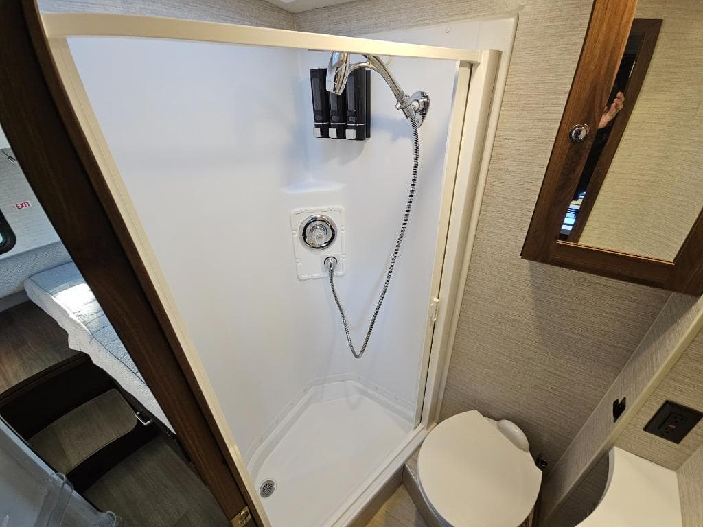 2022 Winnebago 2022 Winnebago View - thumbnail 22