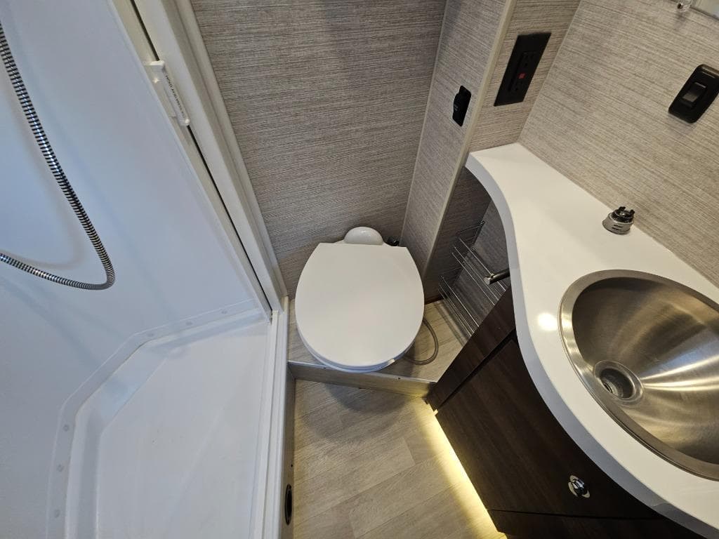 2022 Winnebago 2022 Winnebago View - thumbnail 27