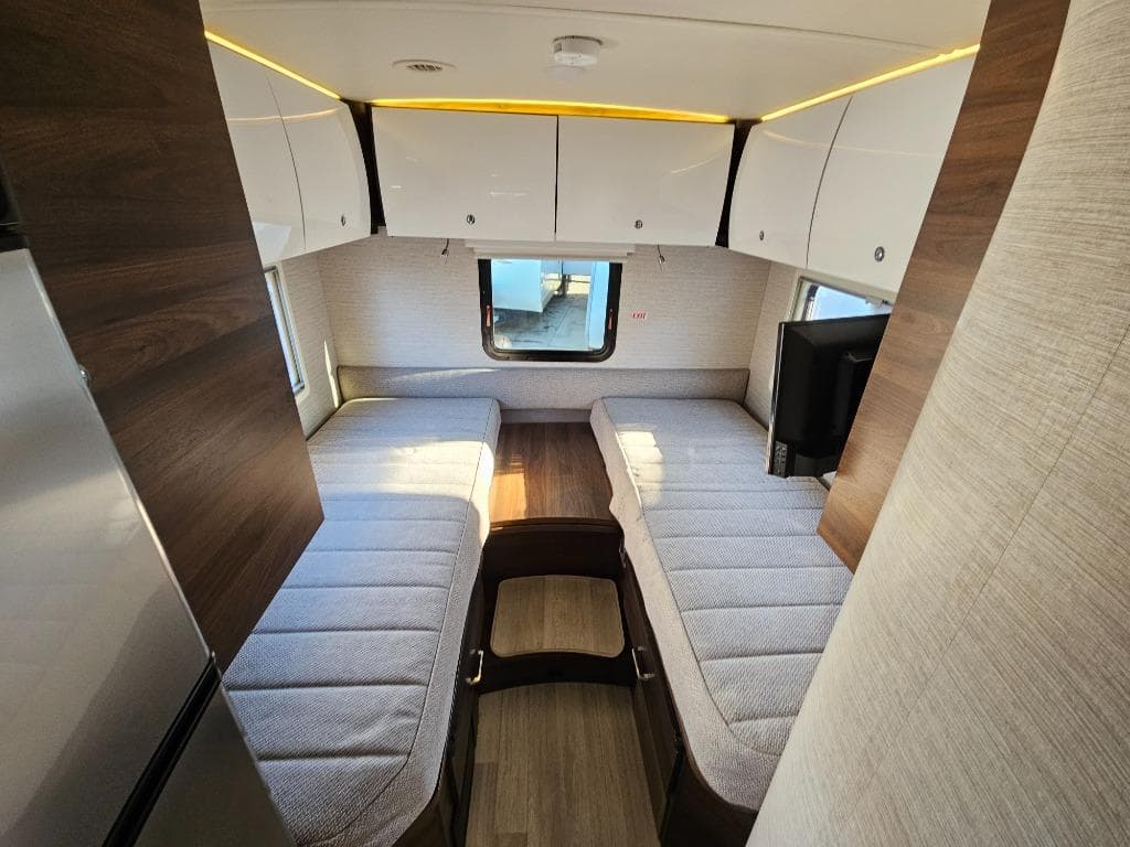 2022 Winnebago 2022 Winnebago View - thumbnail 28