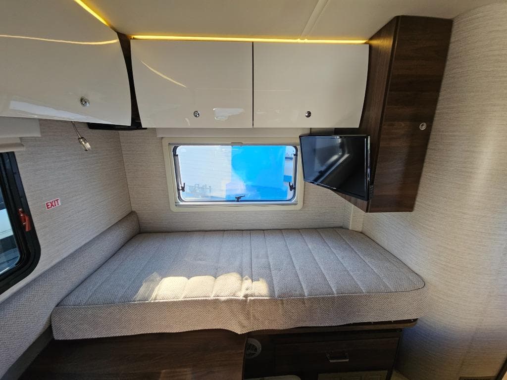 2022 Winnebago 2022 Winnebago View - thumbnail 36