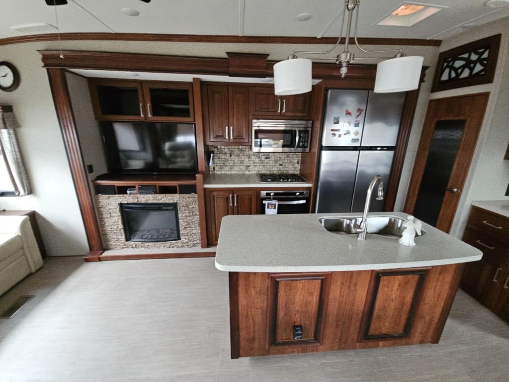 2017 Keystone RV 2017 Keystone RV Alpine - thumbnail 14