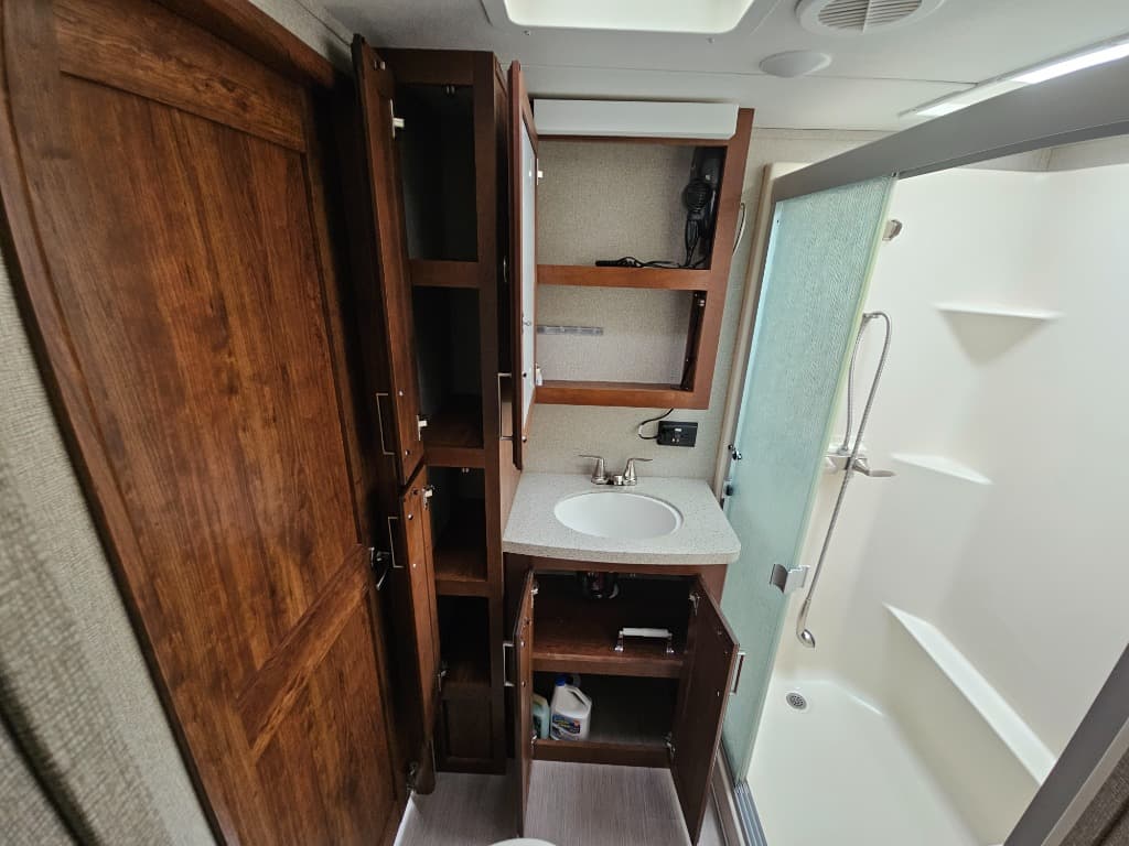 2017 Keystone RV 2017 Keystone RV Alpine - thumbnail 41