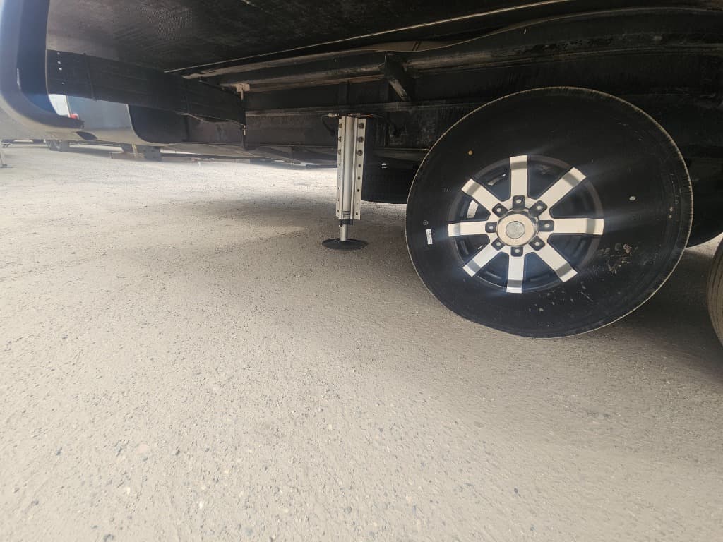 2017 Keystone RV 2017 Keystone RV Alpine - thumbnail 52