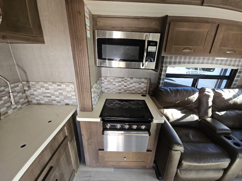 2022 NeXus RV 2022 NeXus RV Wraith - thumbnail 22