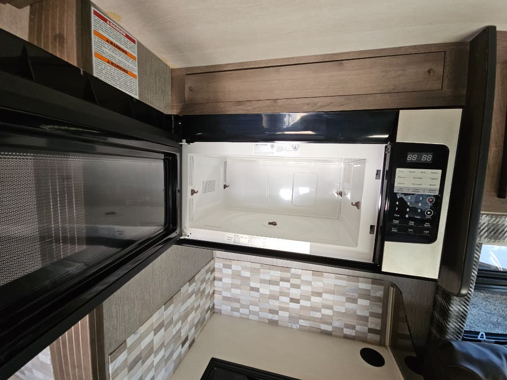 2022 NeXus RV 2022 NeXus RV Wraith - thumbnail 23