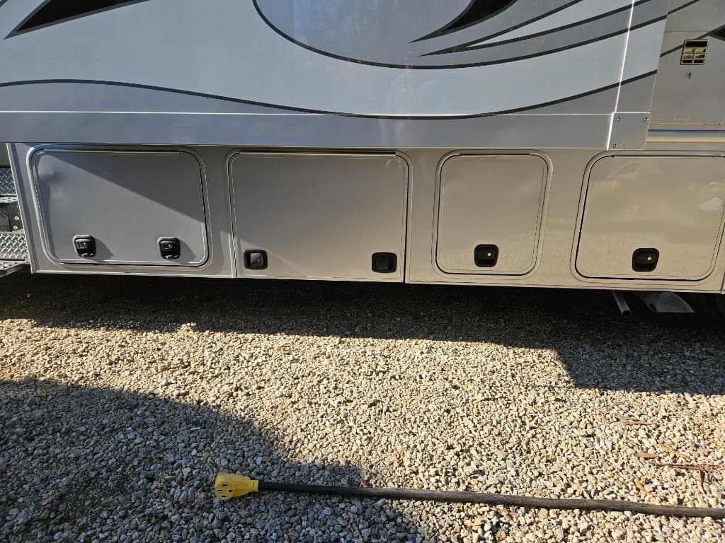 2022 NeXus RV 2022 NeXus RV Wraith - thumbnail 66