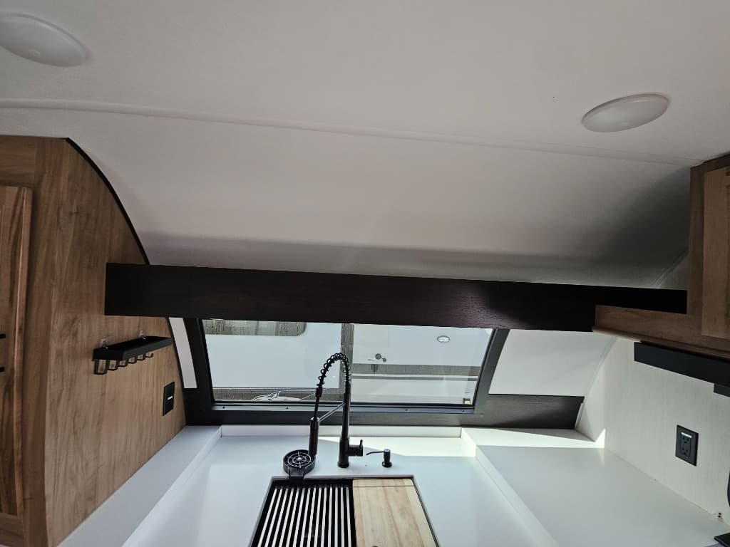 2025 Forest River RV 2025 Forest River RV Cherokee Grey Wolf Black Label - thumbnail 16