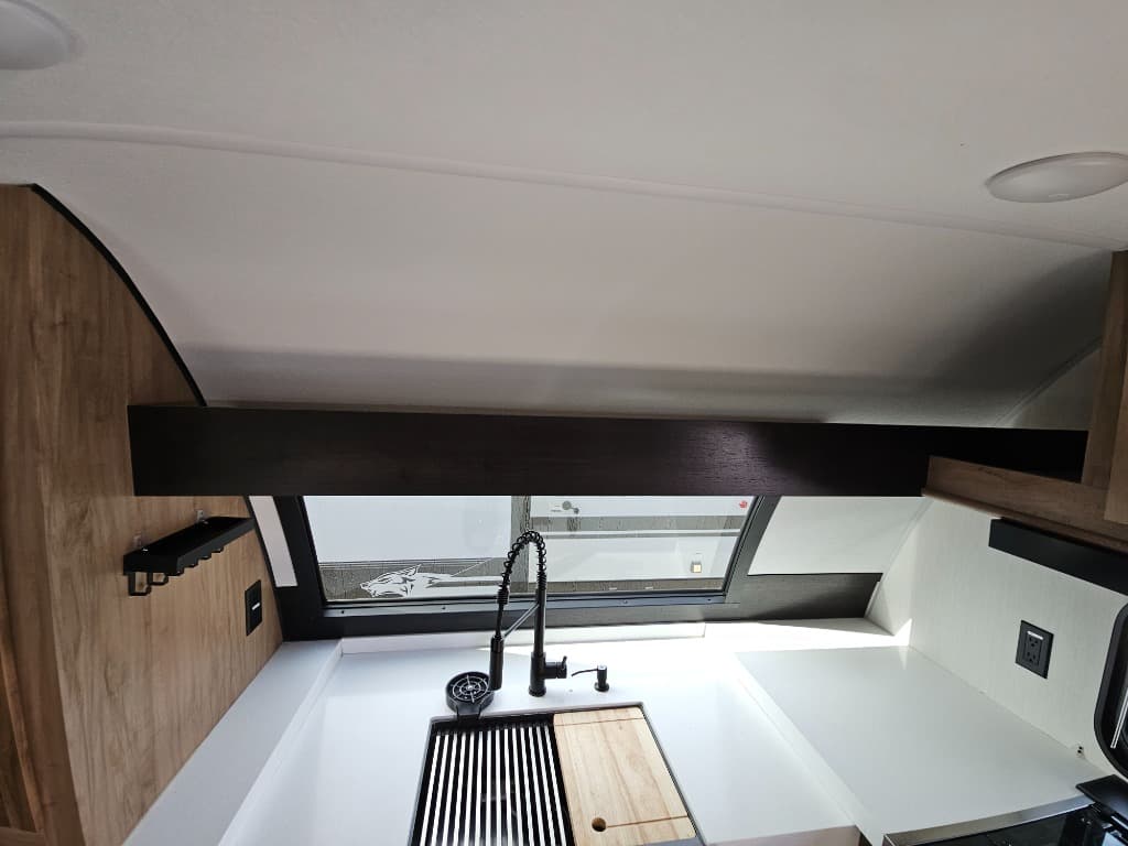 2025 Forest River RV 2025 Forest River RV Cherokee Grey Wolf Black Label - thumbnail 18