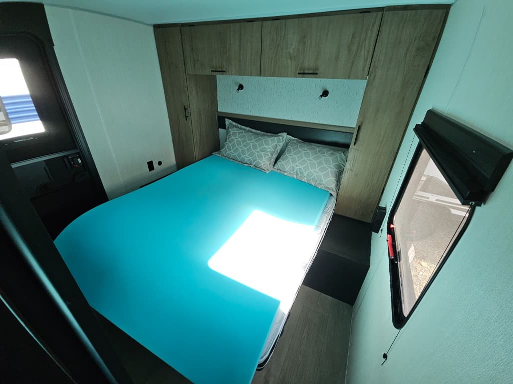 2025 Forest River RV 2025 Forest River RV Cherokee Grey Wolf Black Label - thumbnail 27