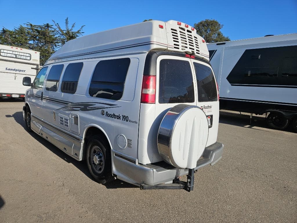 2010 Roadtrek 2010 Roadtrek 190 Versatile - thumbnail 3