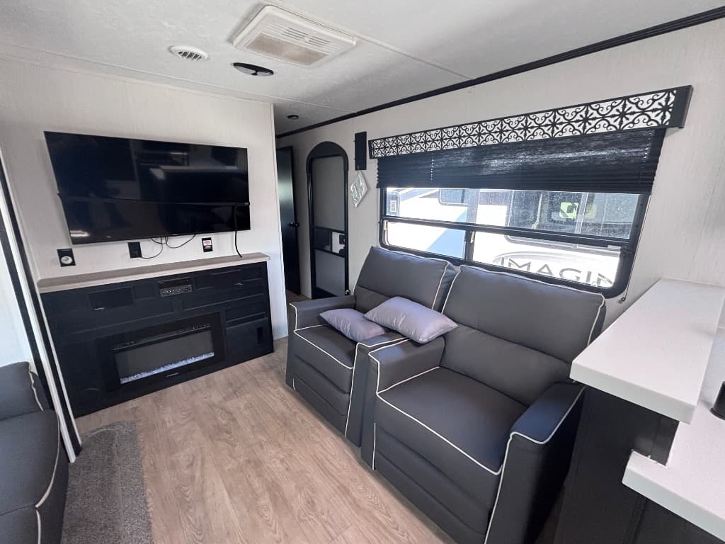 2021 Forest River 2021 Forest River Wildcat Maxx - thumbnail 10