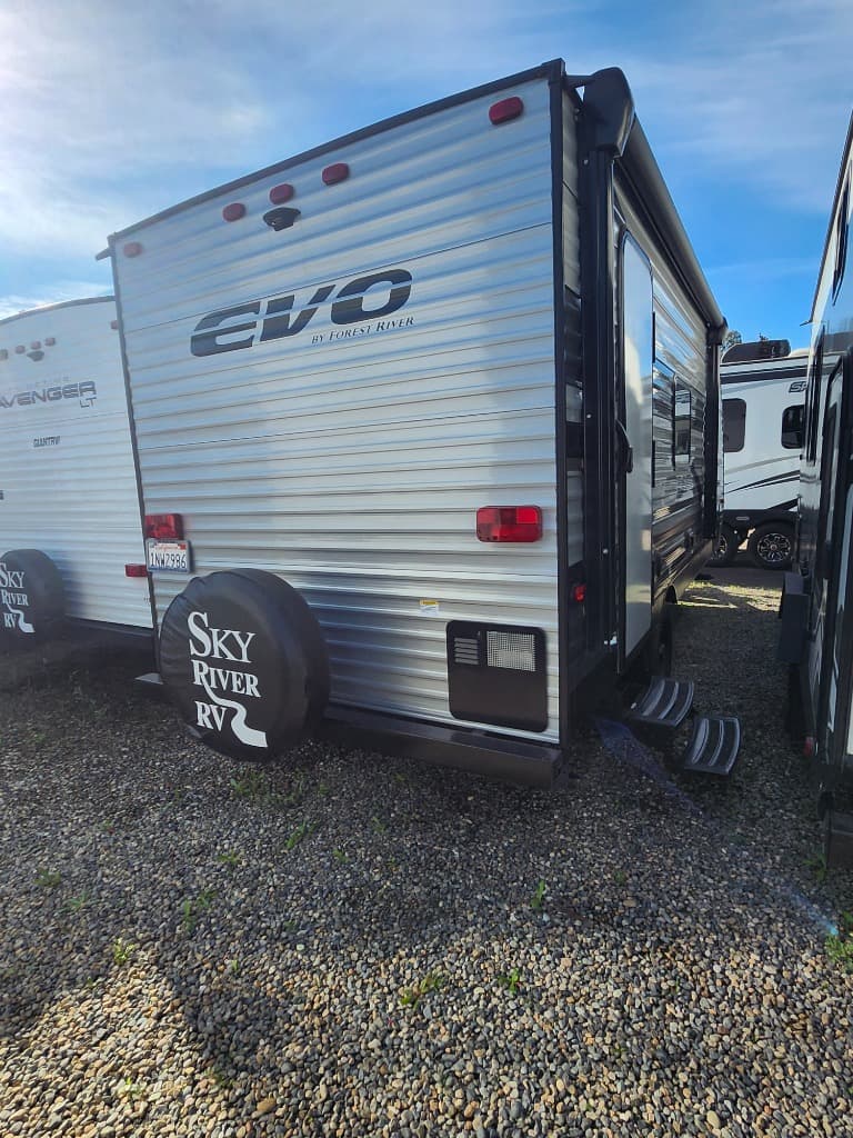 2022 Forest River 2022 Forest River Evo Select - thumbnail 6