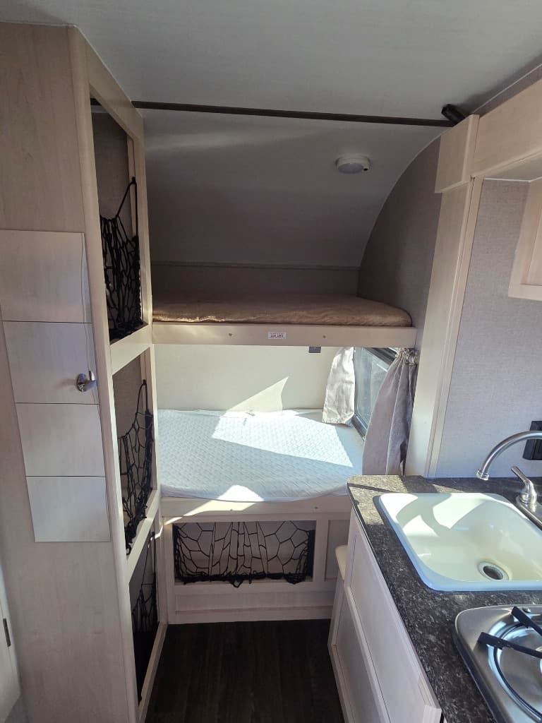 2019 Winnebago 2019 Winnebago Minnie Drop - thumbnail 8