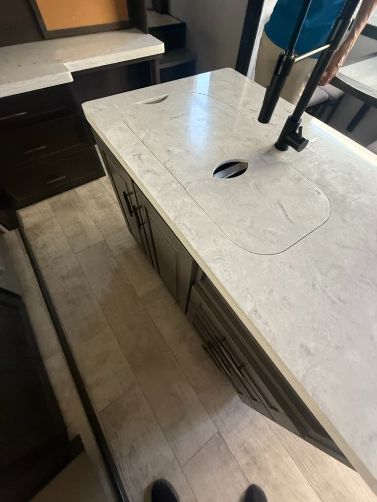 2020 Grand Design 2020 Grand Design Momentum - thumbnail 23