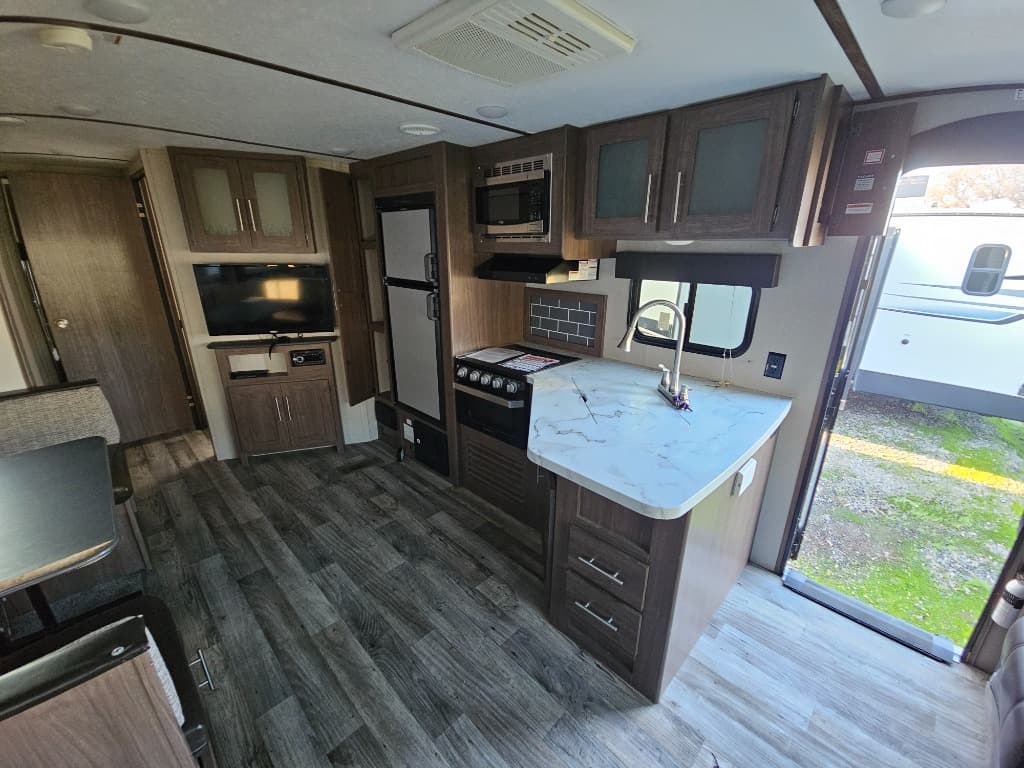 2019 Keystone RV 2019 Keystone RV Hideout - thumbnail 9