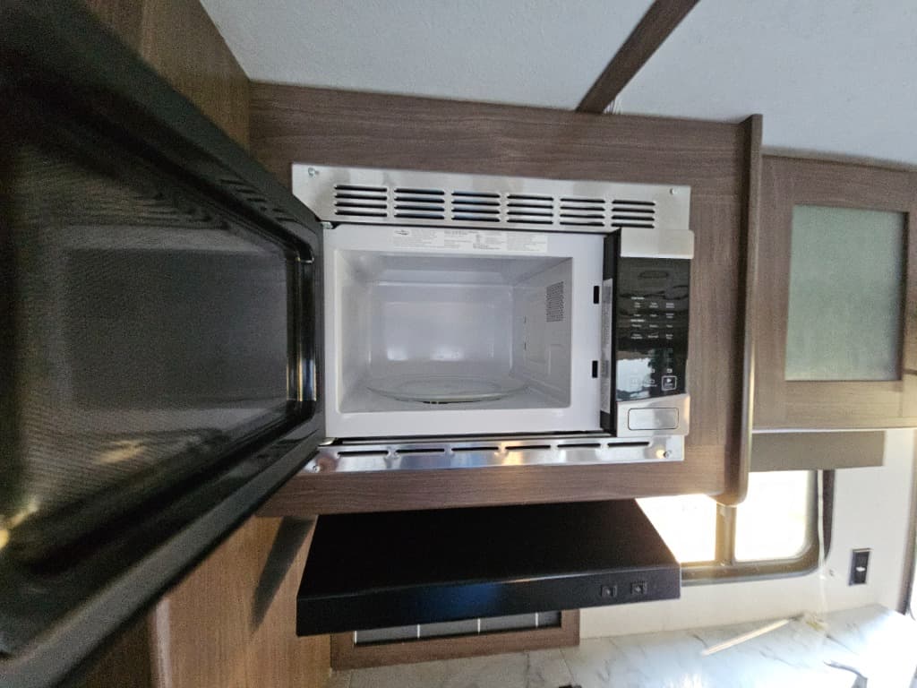 2019 Keystone RV 2019 Keystone RV Hideout - thumbnail 11