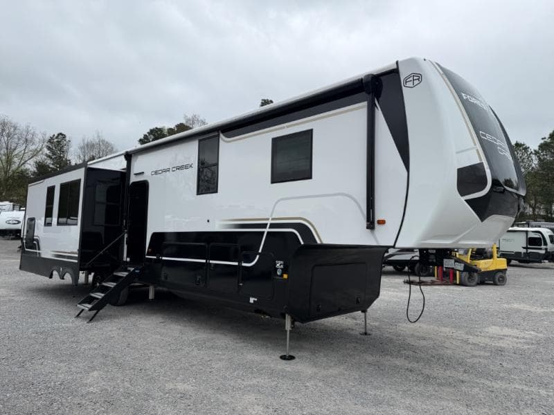2026 Forest River Cedar Creek Experience 39RKB