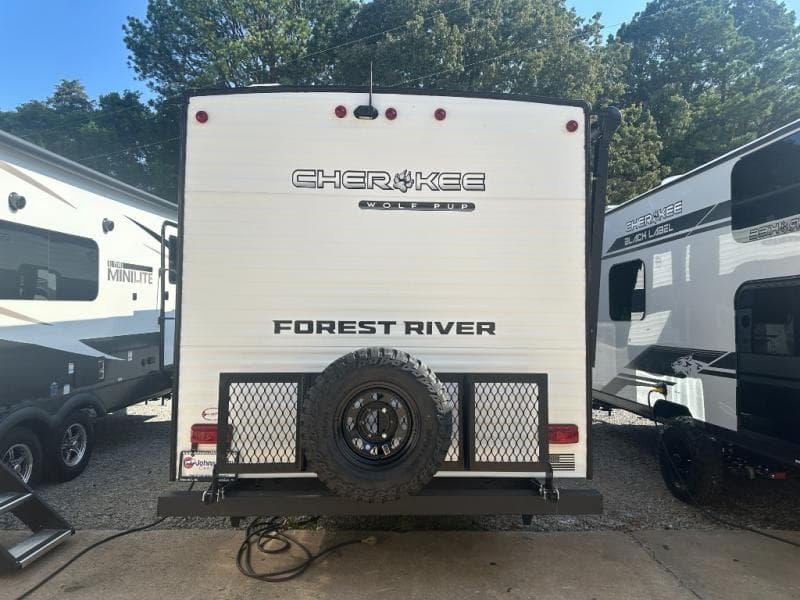 2026 Forest River 2026 Forest River Cherokee Wolf Pup - thumbnail 7