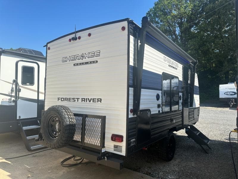 2026 Forest River 2026 Forest River Cherokee Wolf Pup - thumbnail 8