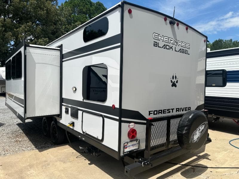 2026 Forest River 2026 Forest River Cherokee Grey Wolf Black Label - thumbnail 6