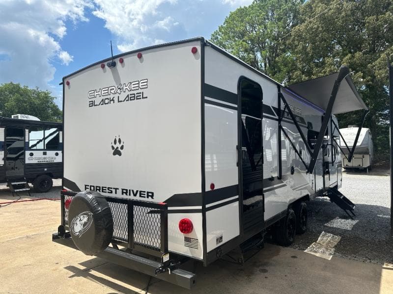 2026 Forest River 2026 Forest River Cherokee Grey Wolf Black Label - thumbnail 8