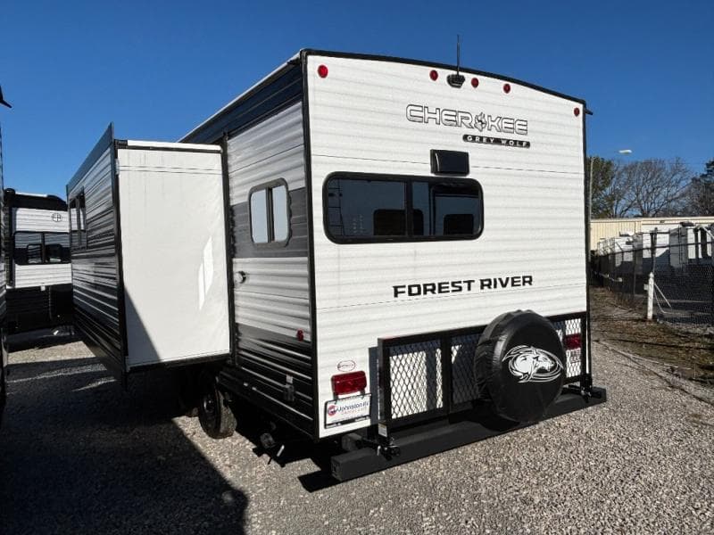 2026 Forest River 2026 Forest River Cherokee Grey Wolf - thumbnail 8