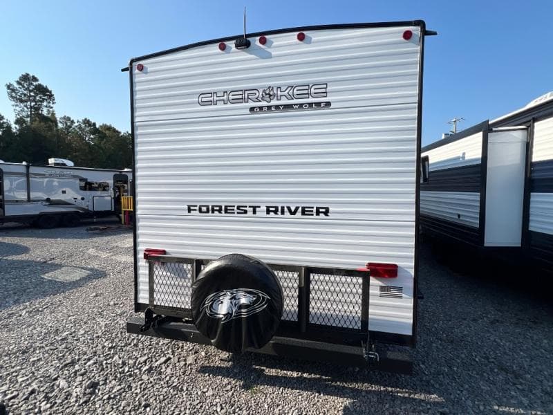 2026 Forest River 2026 Forest River Cherokee Grey Wolf - thumbnail 7