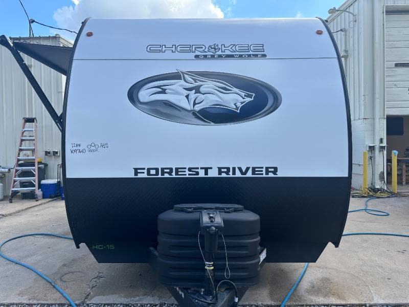 2026 Forest River 2026 Forest River Cherokee Grey Wolf - thumbnail 4