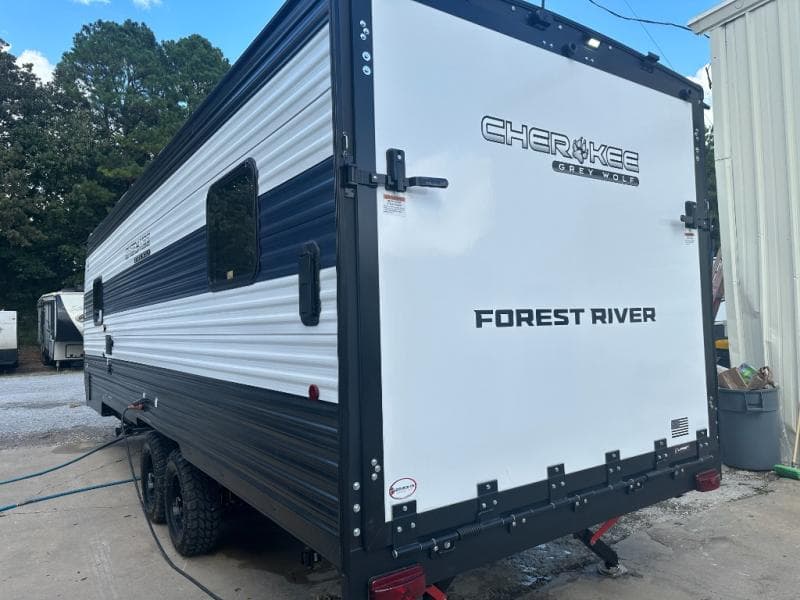 2026 Forest River 2026 Forest River Cherokee Grey Wolf - thumbnail 6