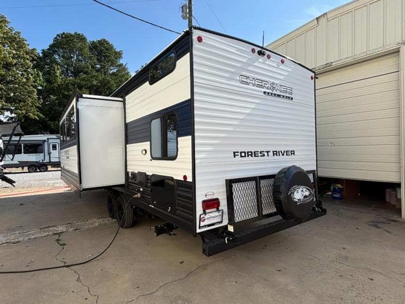 2026 Forest River 2026 Forest River Cherokee Grey Wolf - thumbnail 8