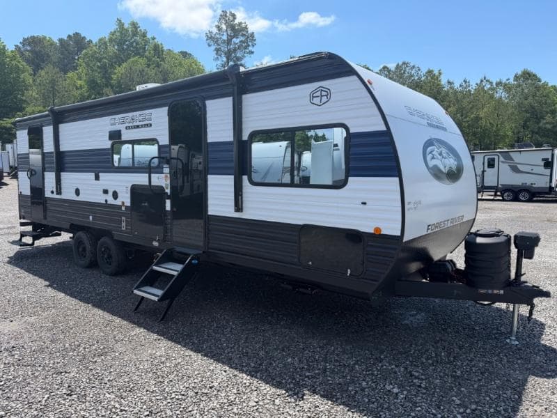 2026 Forest River Cherokee Grey Wolf 26DBH