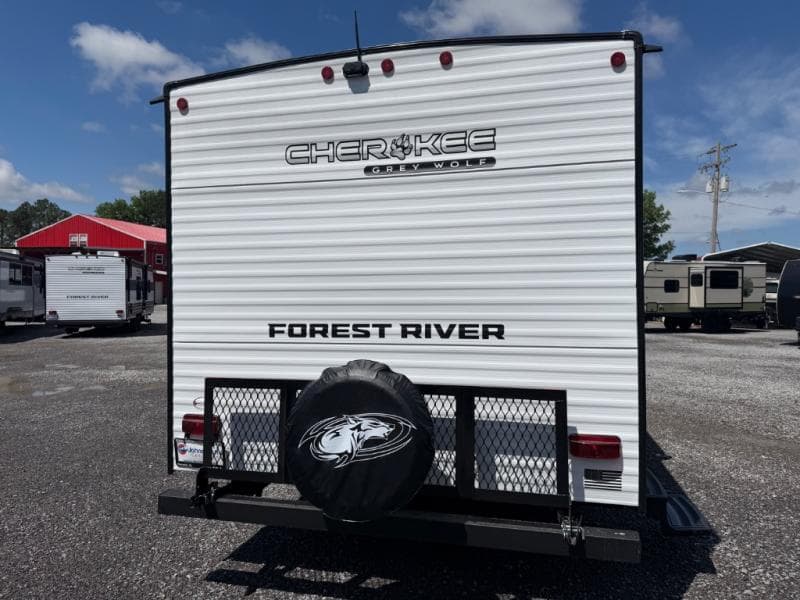2026 Forest River 2026 Forest River Cherokee Grey Wolf - thumbnail 7