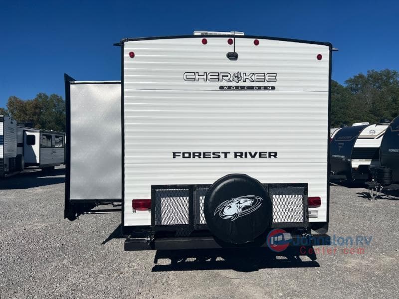 2026 Forest River 2026 Forest River Cherokee Wolf Den - thumbnail 7