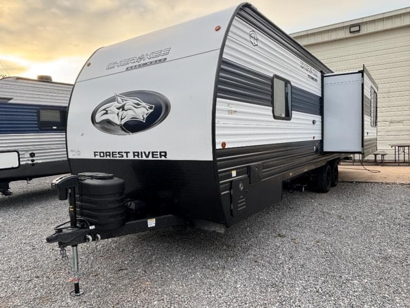 2026 Forest River 2026 Forest River Cherokee Grey Wolf - thumbnail 4