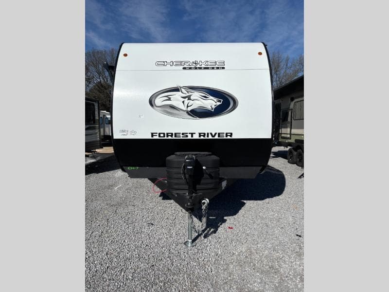 2026 Forest River 2026 Forest River Cherokee Wolf Den - thumbnail 5
