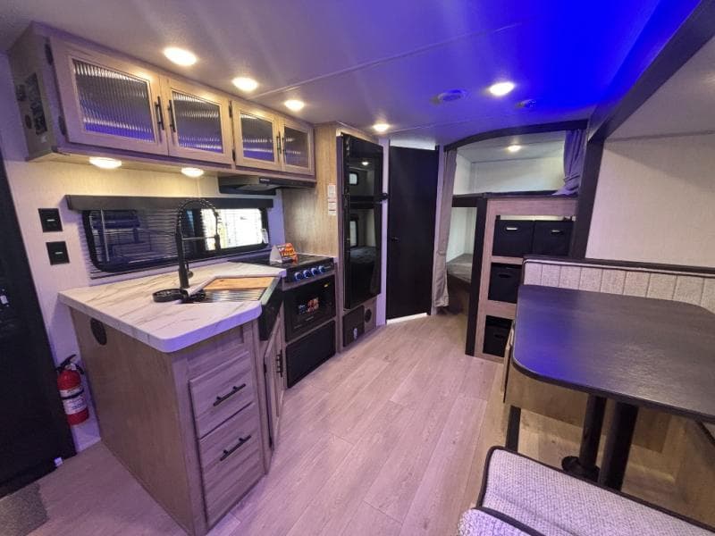 2026 Forest River 2026 Forest River Cherokee Grey Wolf - thumbnail 12