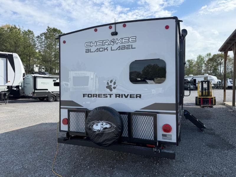 2026 Forest River 2026 Forest River Cherokee Grey Wolf Black Label - thumbnail 7