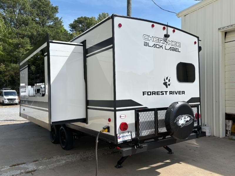 2026 Forest River 2026 Forest River Cherokee Grey Wolf Black Label - thumbnail 8