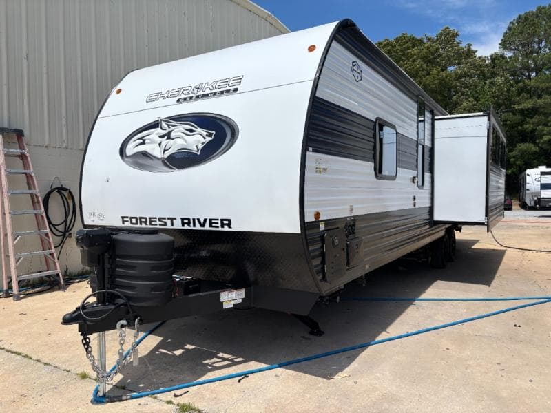 2026 Forest River 2026 Forest River Cherokee Grey Wolf - thumbnail 4