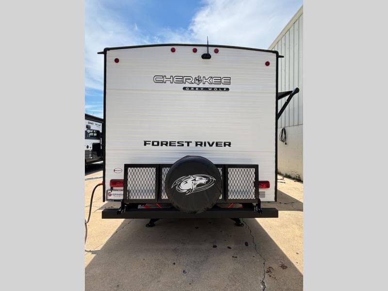 2026 Forest River 2026 Forest River Cherokee Grey Wolf - thumbnail 7