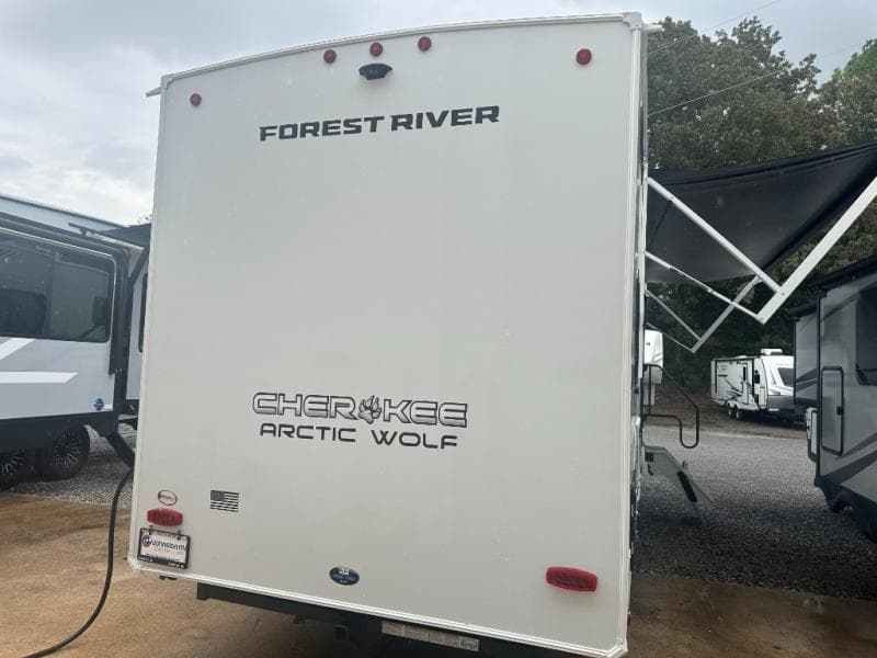 2026 Forest River 2026 Forest River Cherokee Arctic Wolf - thumbnail 7