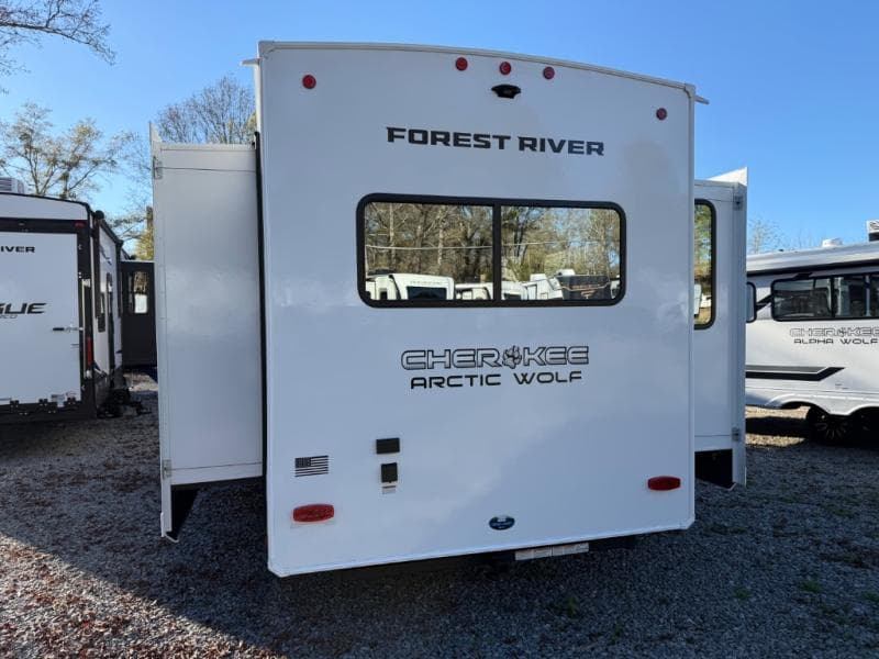2026 Forest River 2026 Forest River Cherokee Arctic Wolf - thumbnail 7