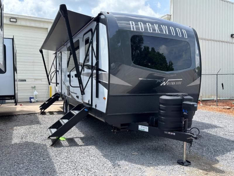 2025 Forest River Rockwood Ultra Lite 2619FK
