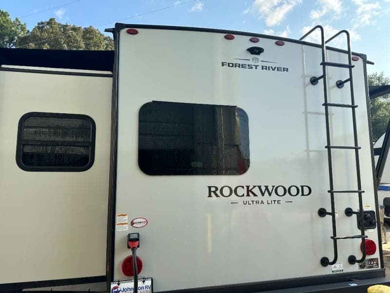 2026 Forest River 2026 Forest River Rockwood Ultra Lite - thumbnail 7