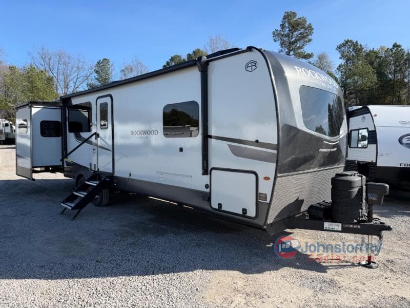 2026 Forest River Rockwood Ultra Lite 2908SRL