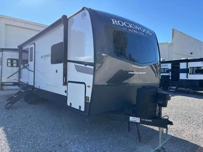 2026 Forest River Rockwood Ultra Lite 2908SRL